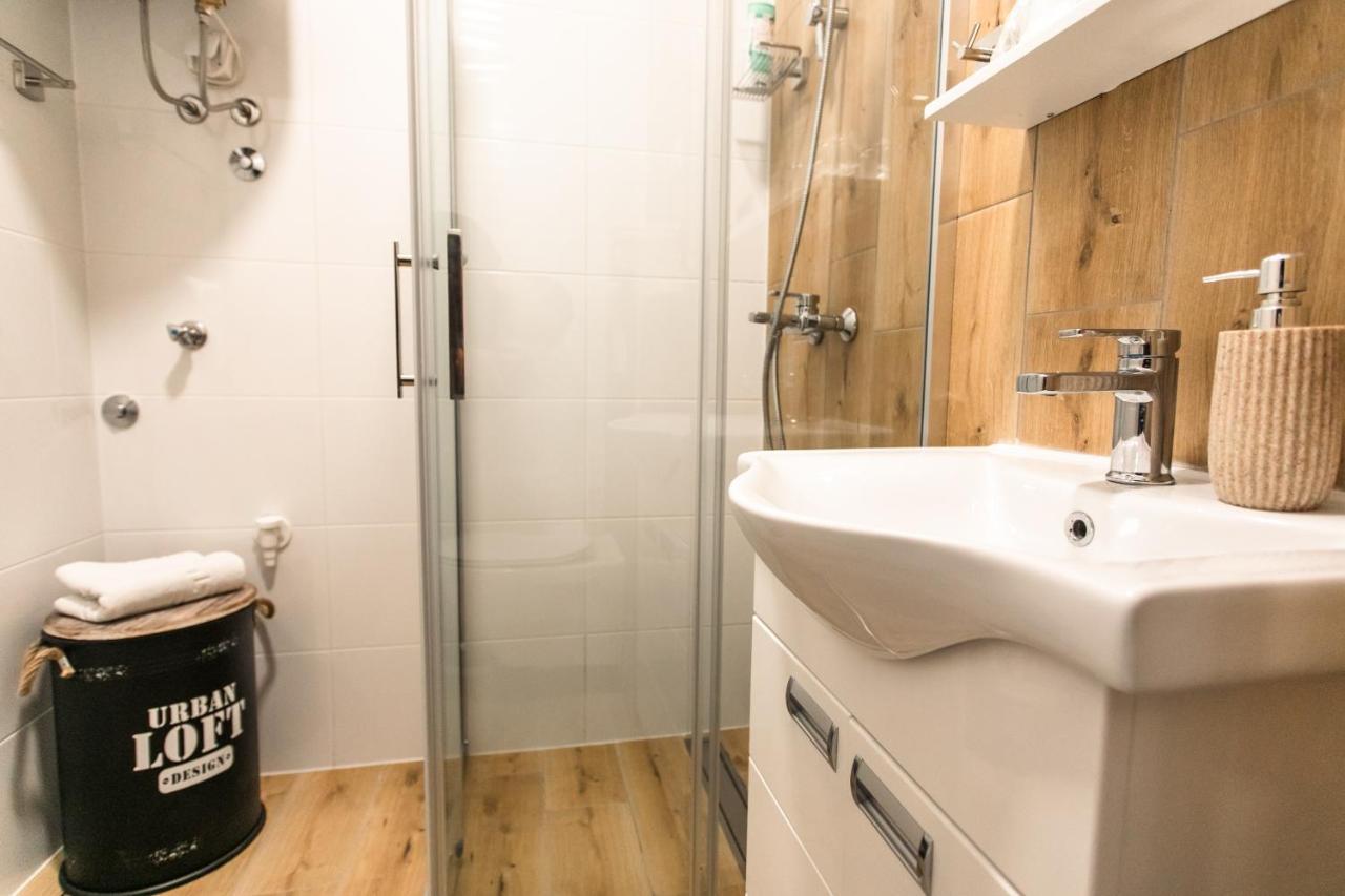 Room Jacuzzi “Athena” Суботица Екстериор снимка