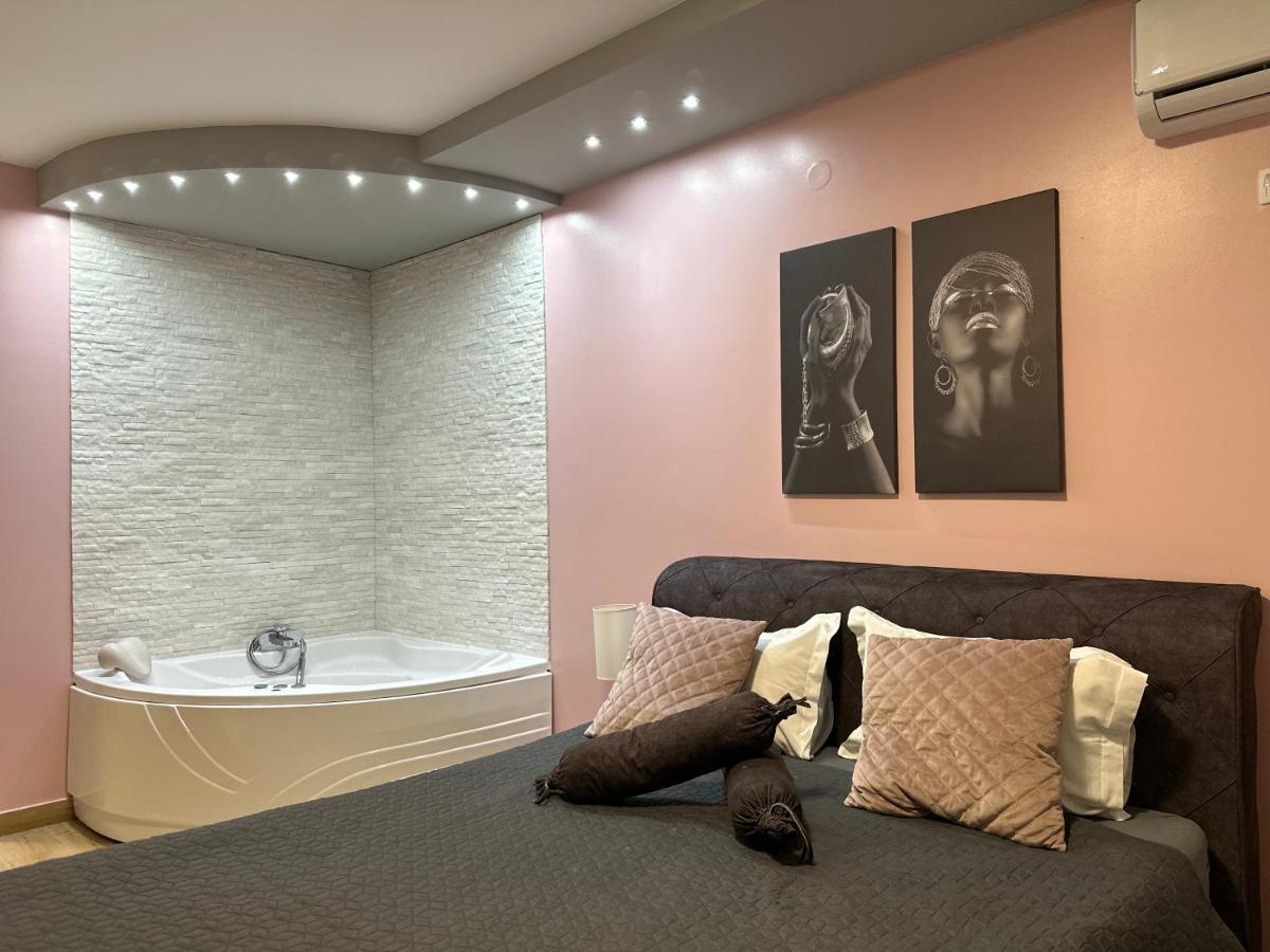 Room Jacuzzi “Athena” Суботица Екстериор снимка